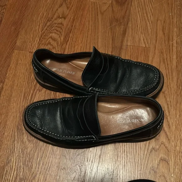 Donald J. Pliner | Shoes | Donald Pliner Mens Shoes Used But  display picture 3
